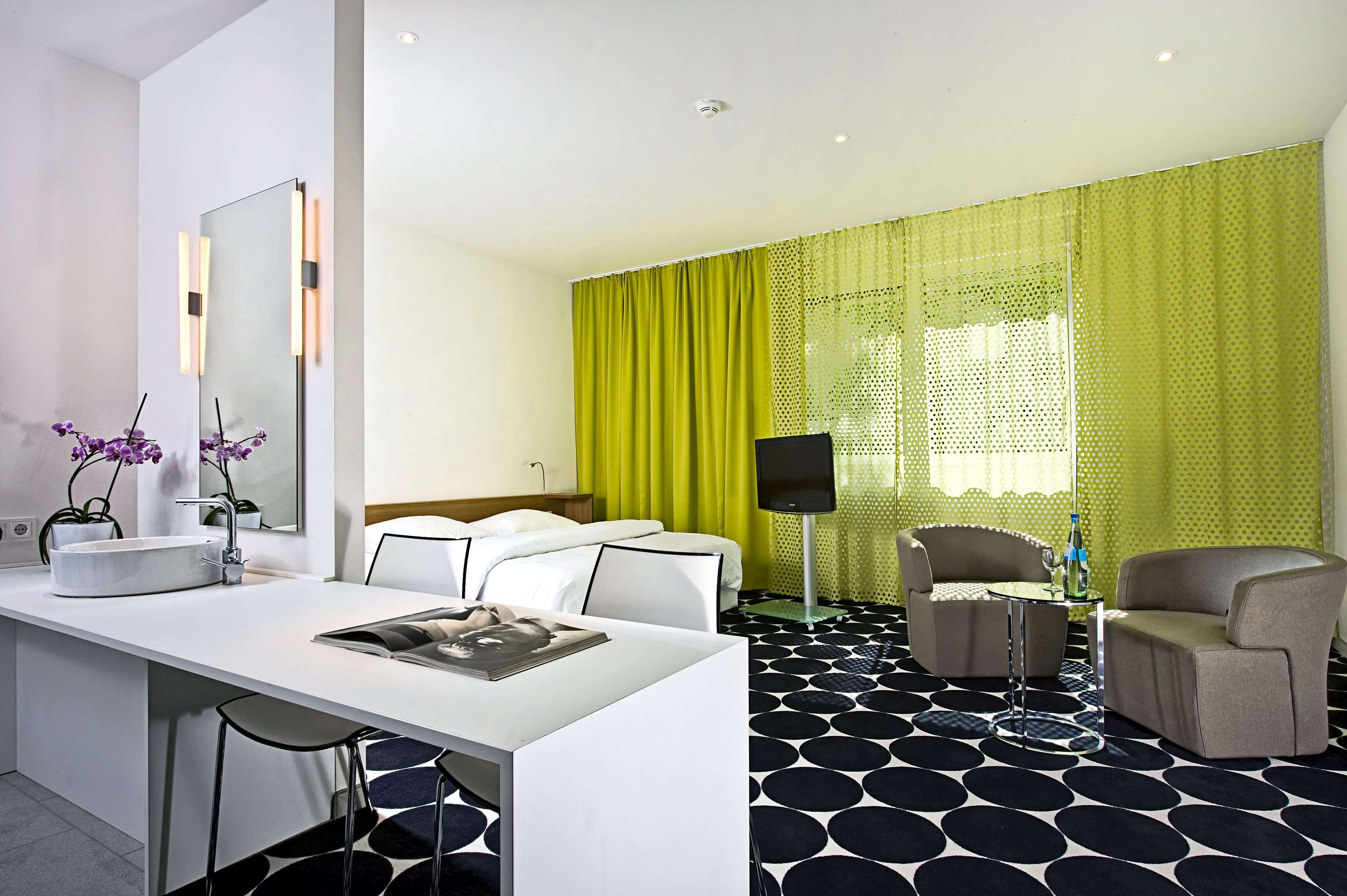 Tryp By Wyndham Frankfurt Hotel Frankfurt am Main Eksteriør billede