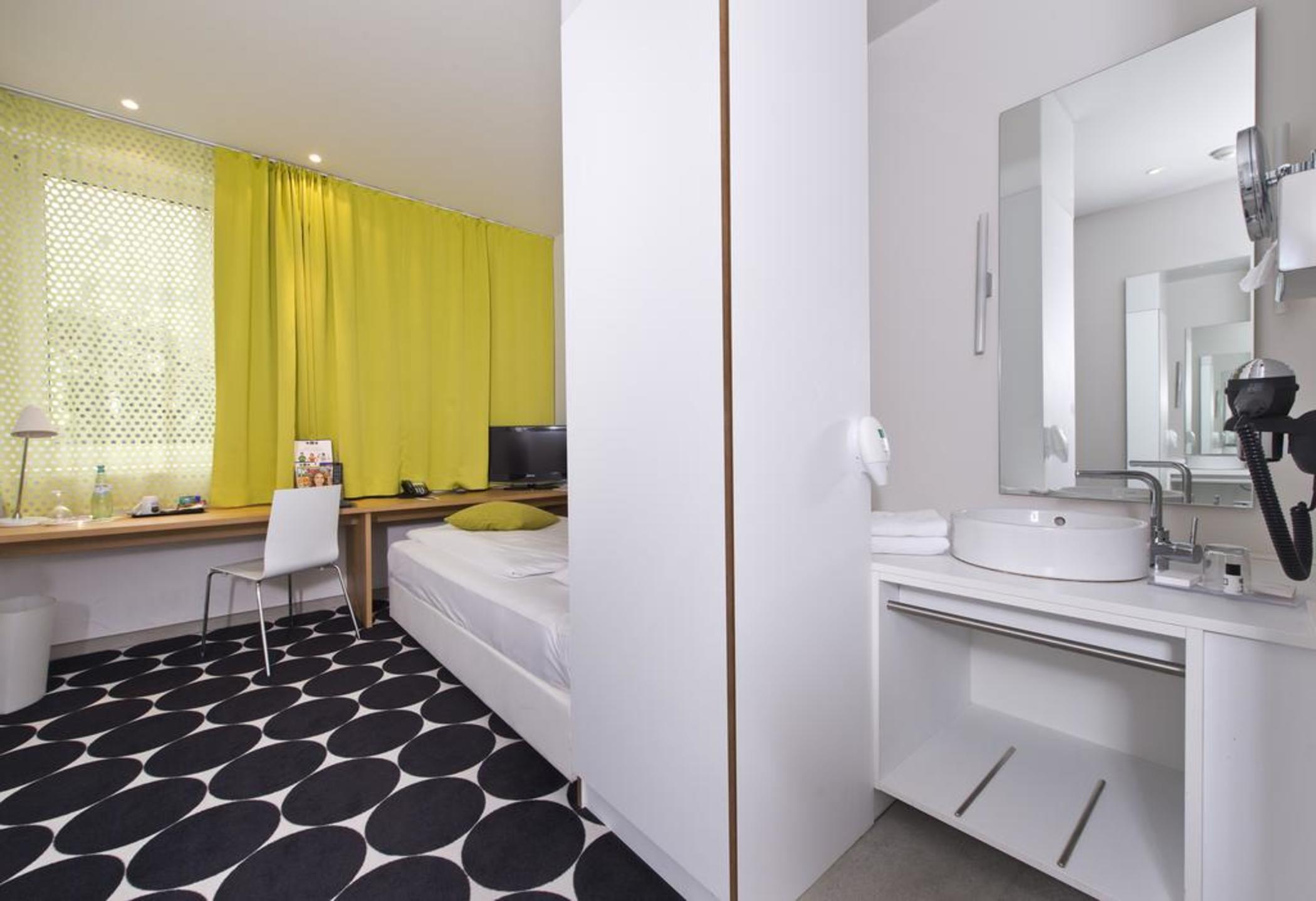 Tryp By Wyndham Frankfurt Hotel Frankfurt am Main Værelse billede
