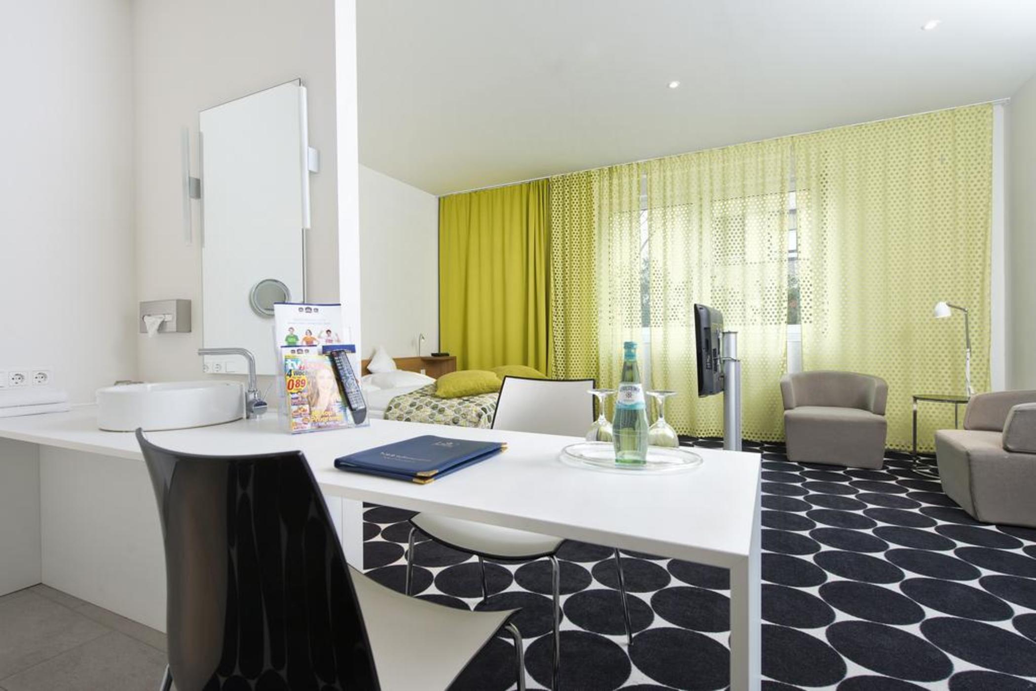 Tryp By Wyndham Frankfurt Hotel Frankfurt am Main Værelse billede